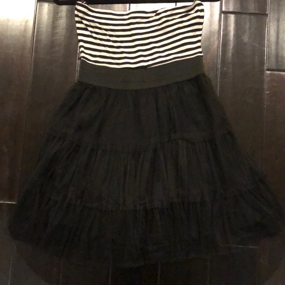 Strapless versatile dress